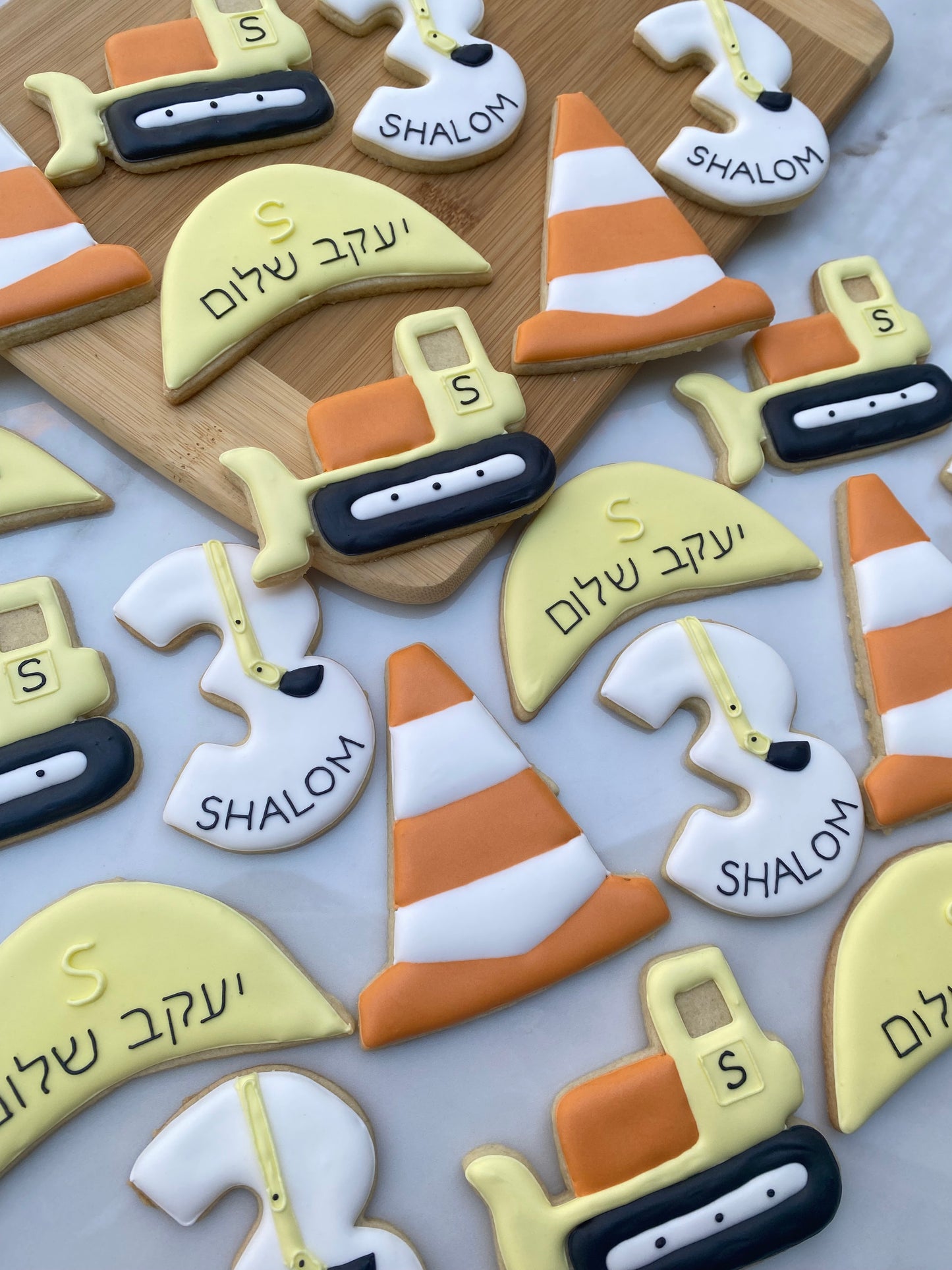 Construction themed upsherin set/ 2 dozen