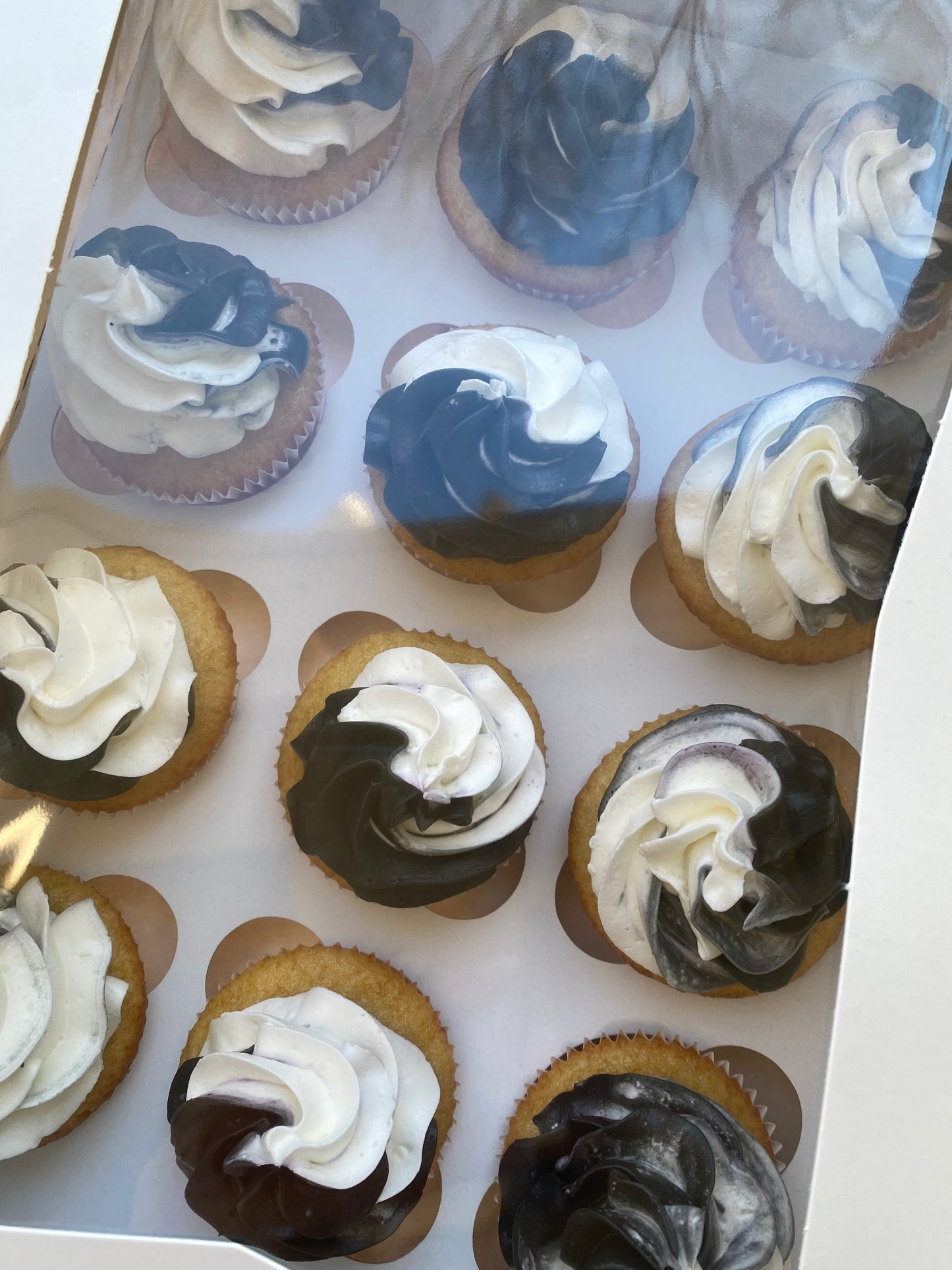 Cupcake 1 Swirl-pick up only