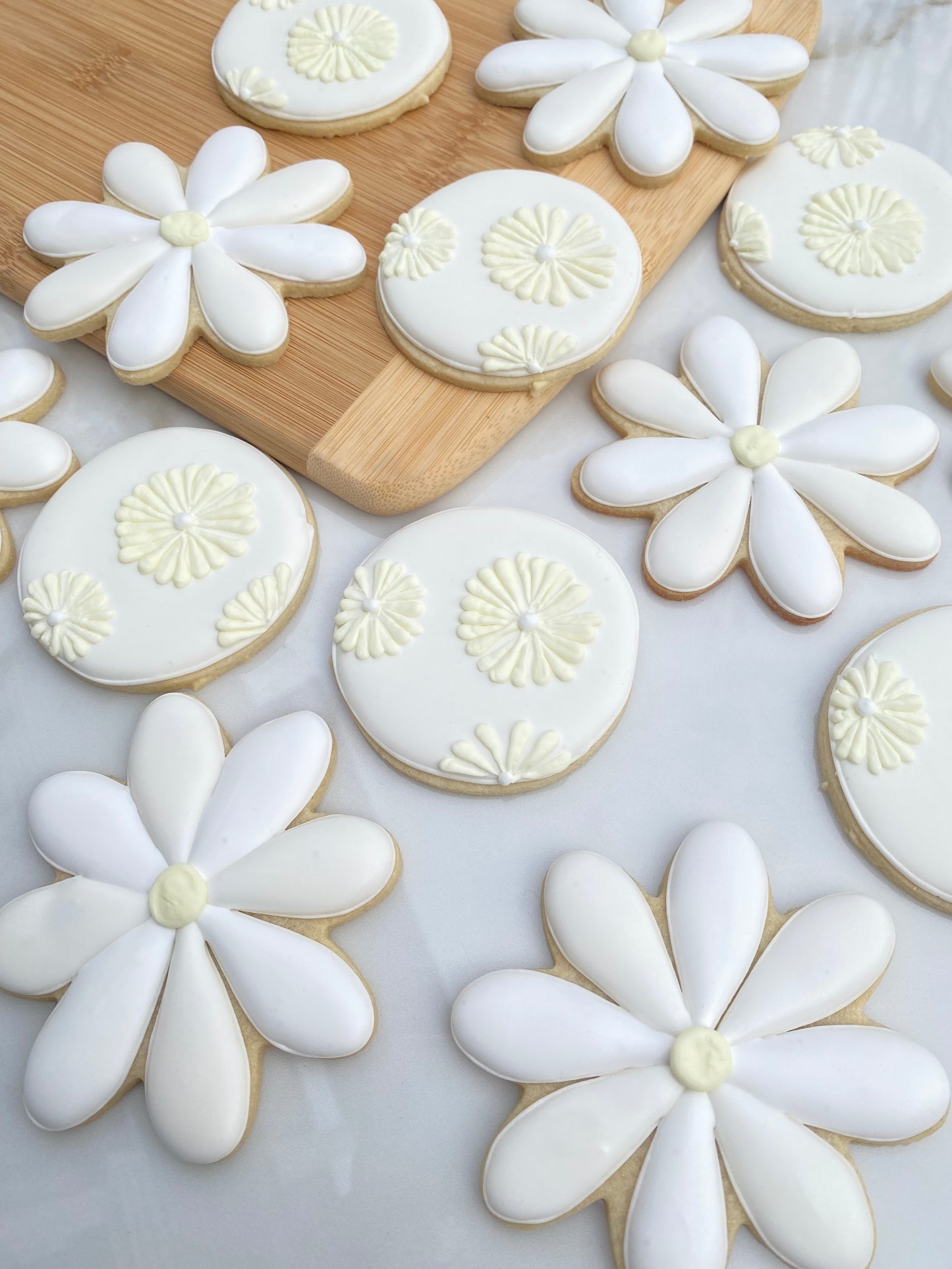 Daisy cookie set/ 2 dozen