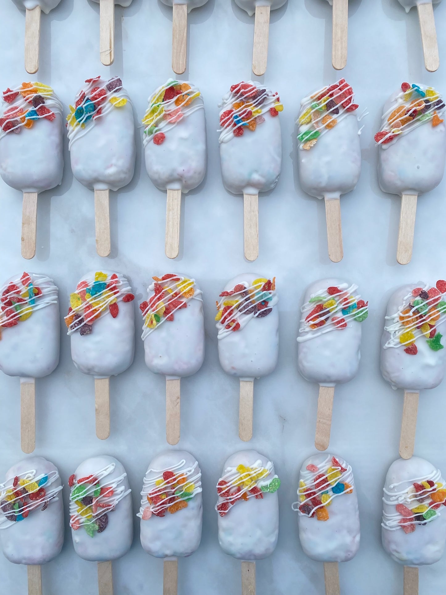 Cakesicles-pick up only