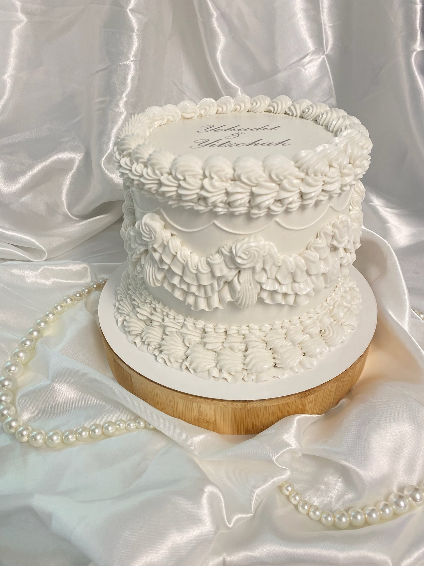 6” Vintage Cake- Pick up only
