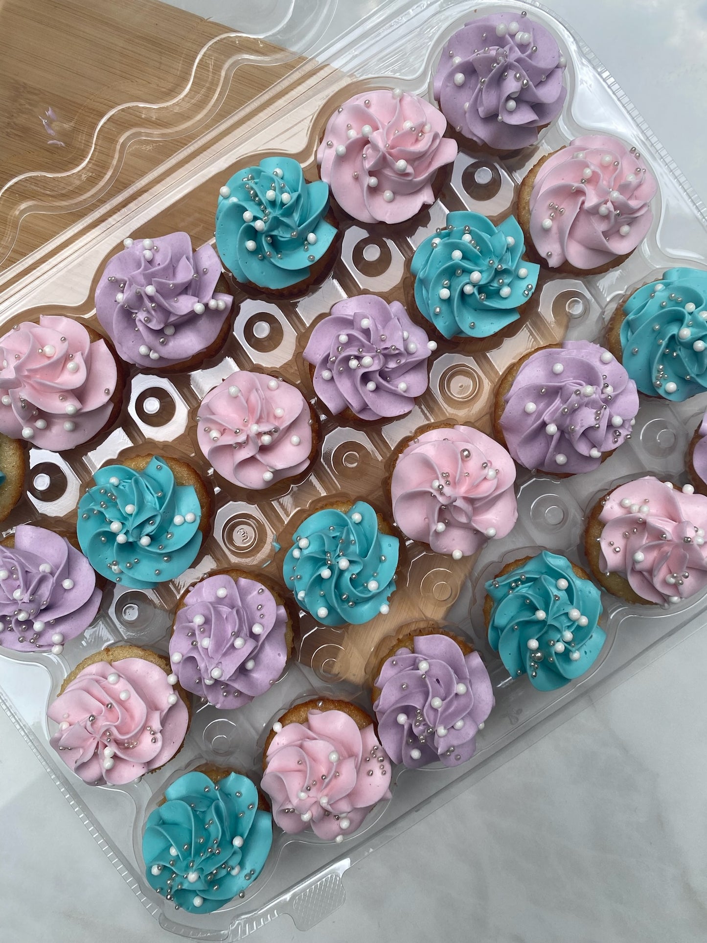 Mini Cupcakes 1 swirl-Pick up only