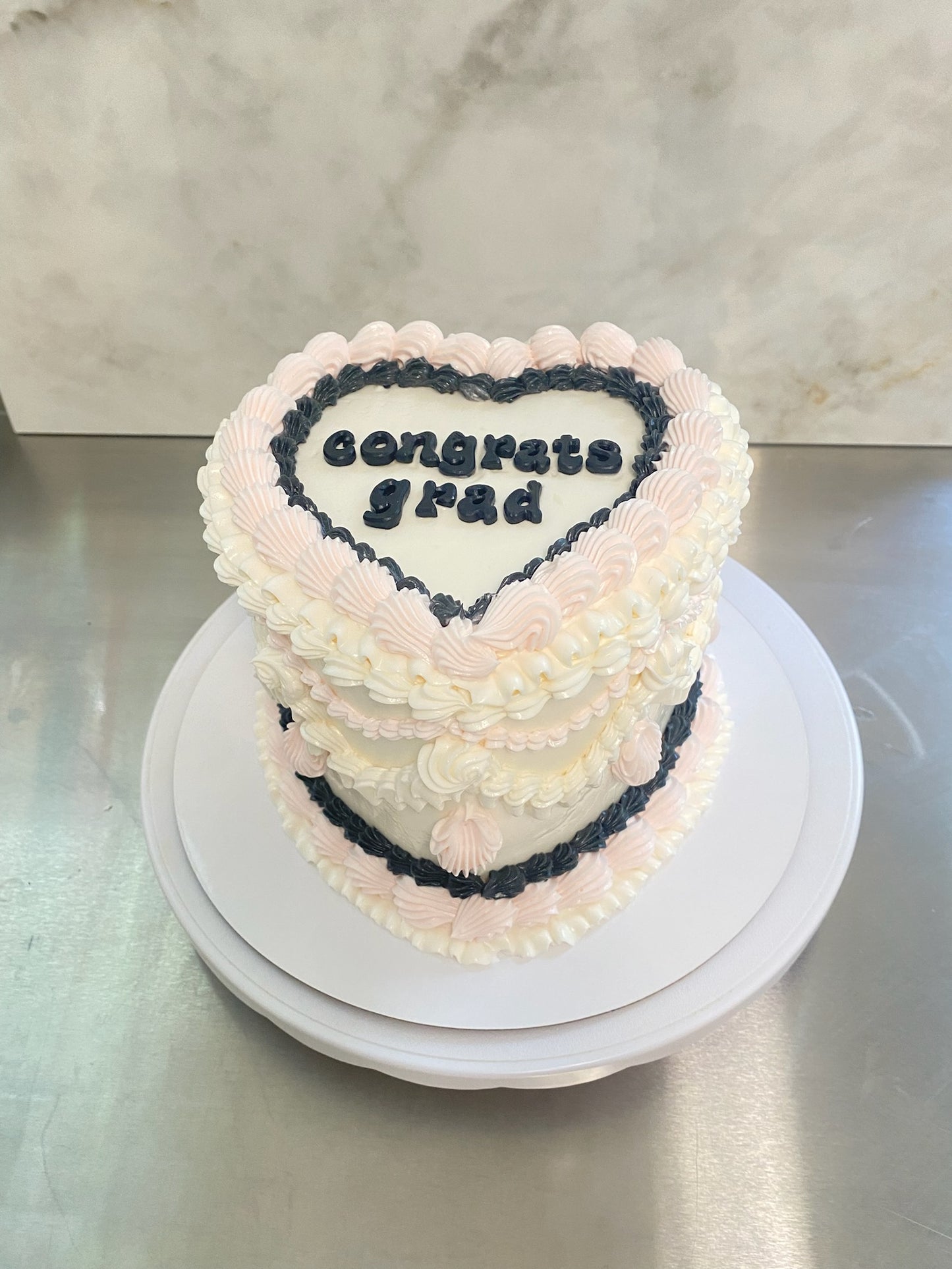 6” Vintage Cake- Pick up only