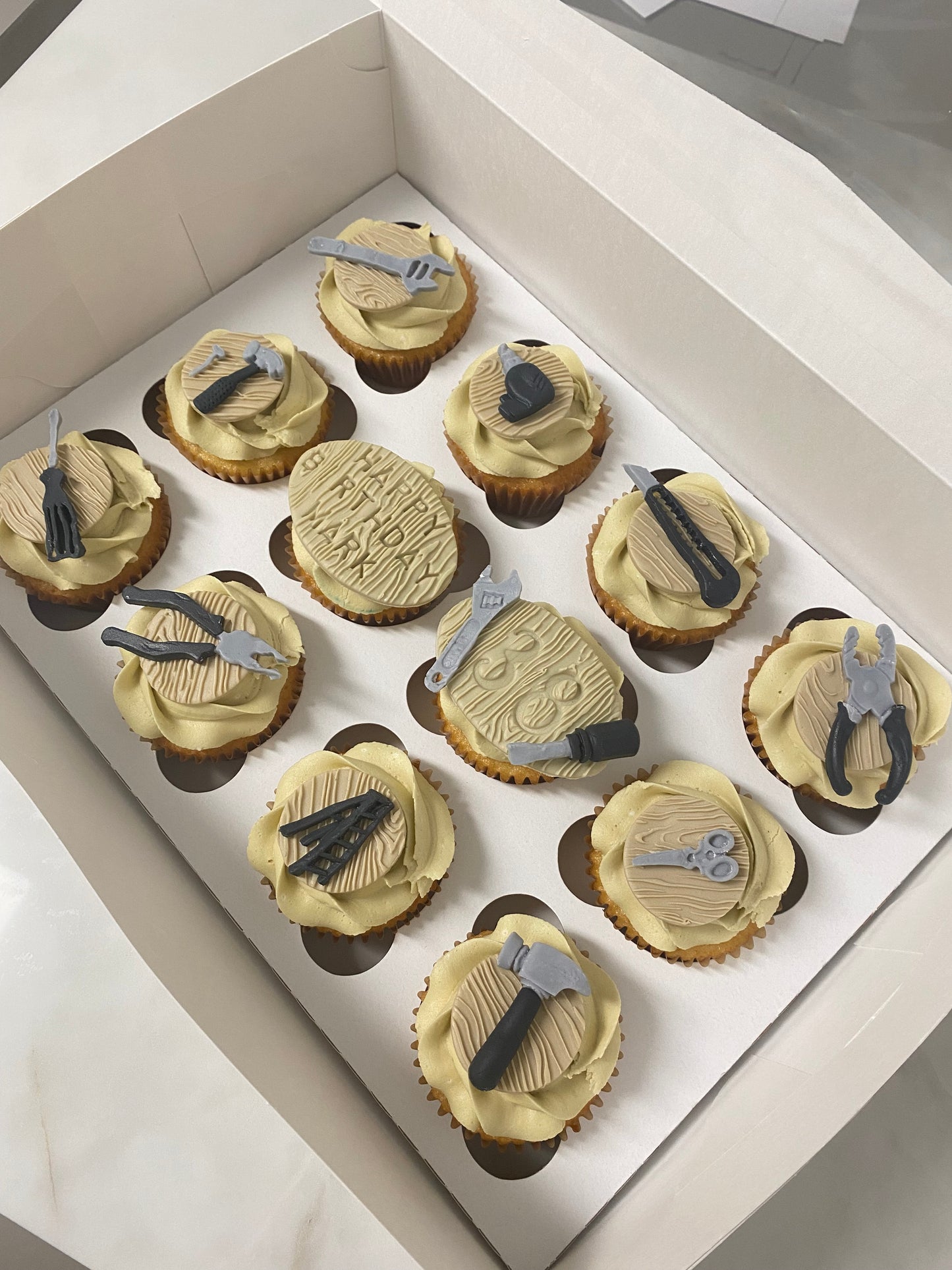 Cupcake 1 Swirl-pick up only
