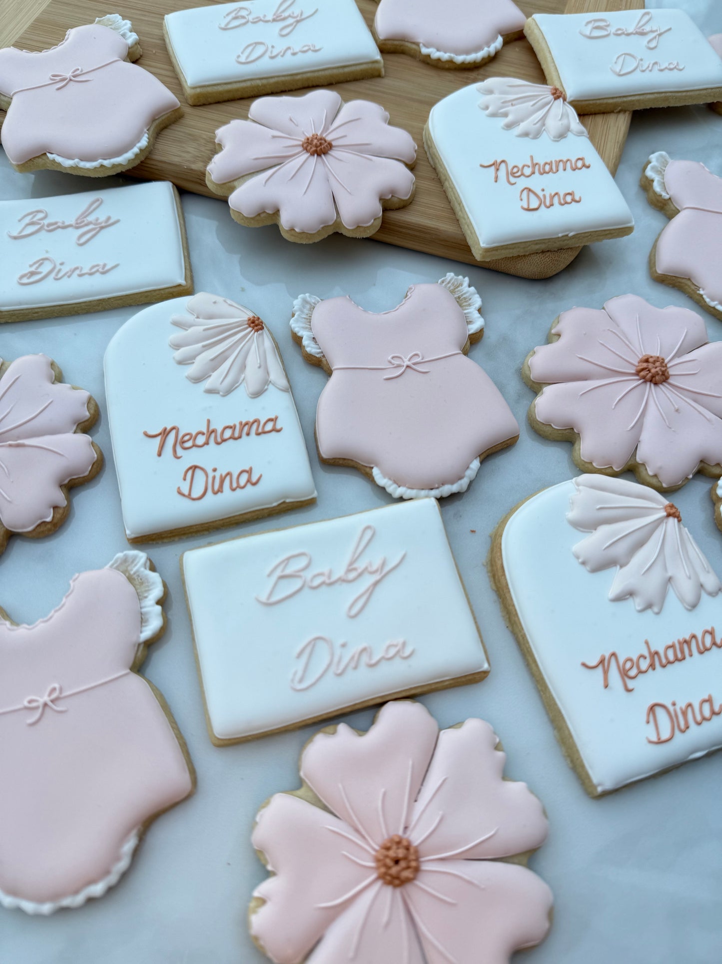 Floral detailed baby cookies/ 2 dozen