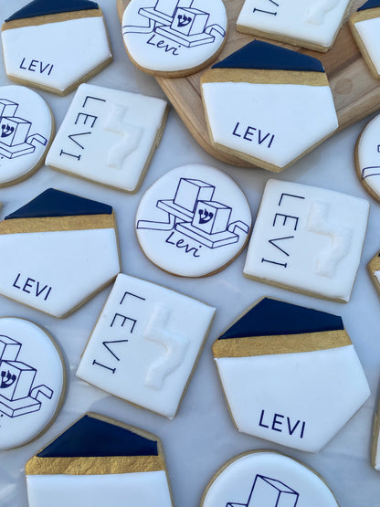 Bar mitzvah cookies with initial