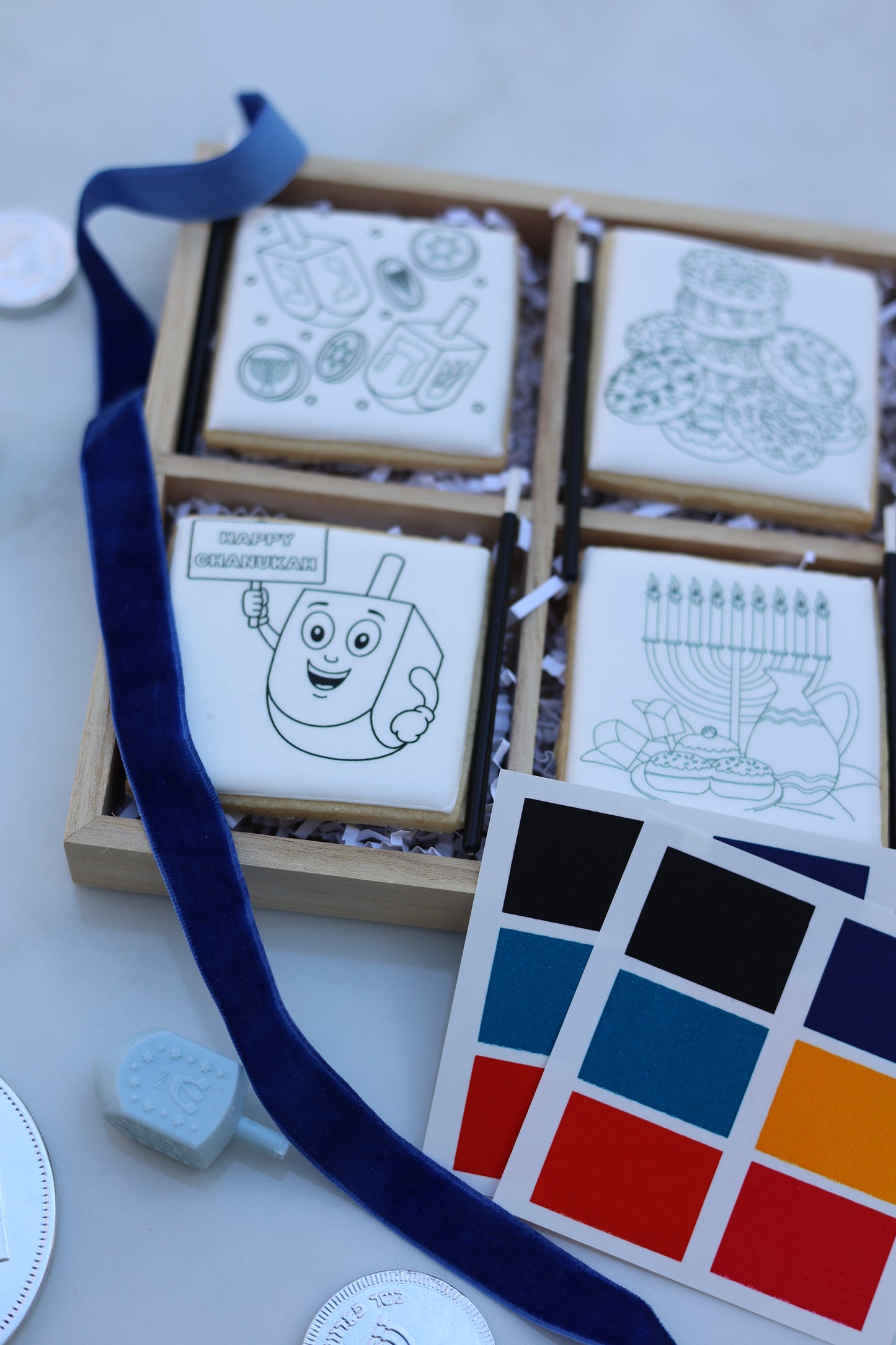 Chanukah PYO gift box 4