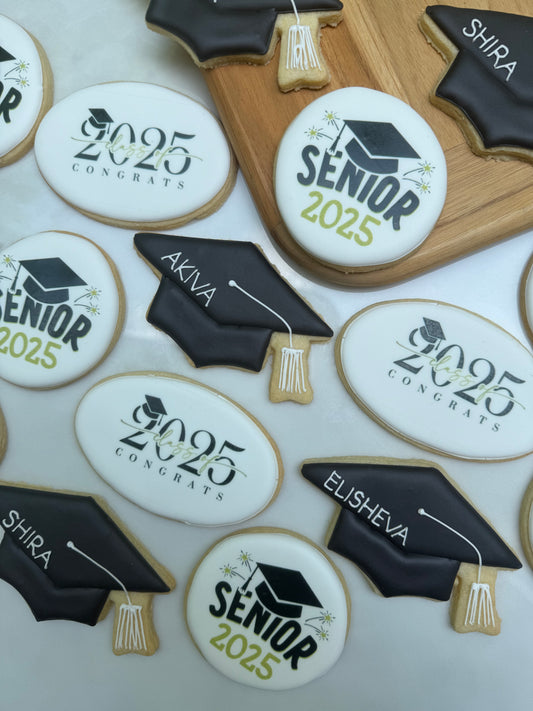Graduation cookies/ 2 Dozen