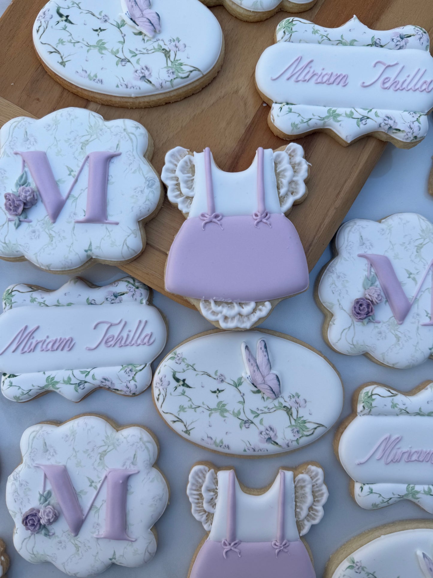Floral butterfly enchanted cookie set