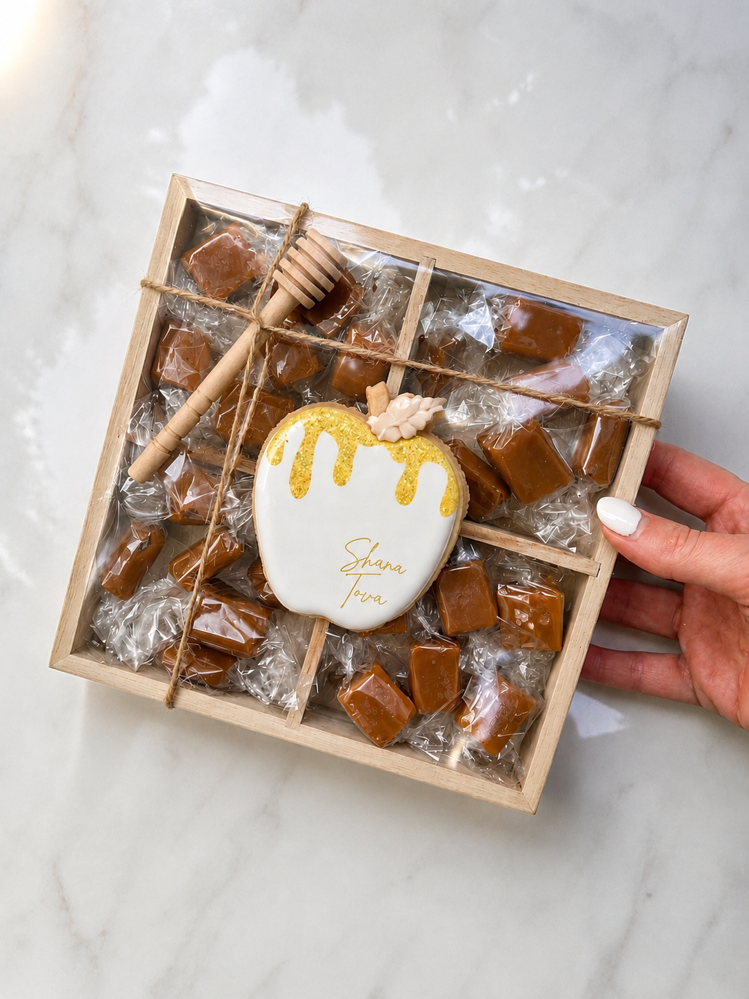 Assorted Caramel Rosh Hashanah Gift Box, Custom Cookie